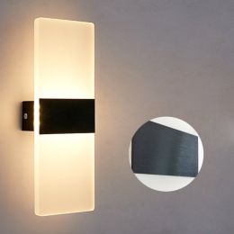 LED bedside lamp (style: Warm light, Color: Black)